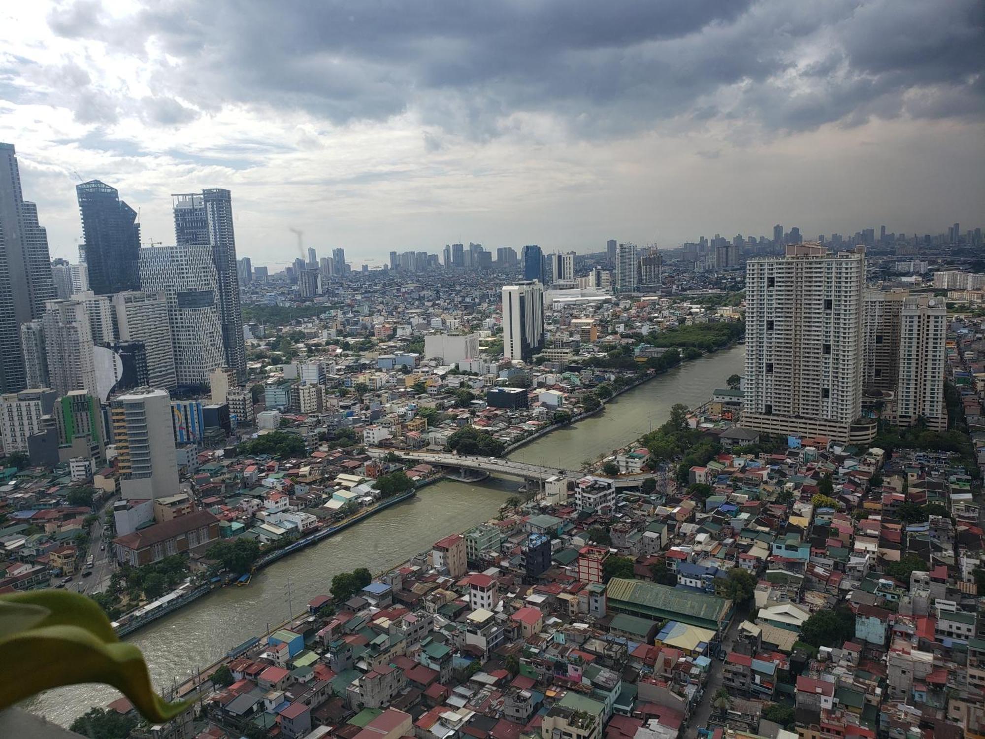 Sutherland Tower Acqua Private Residences Mandaluyong Стая снимка